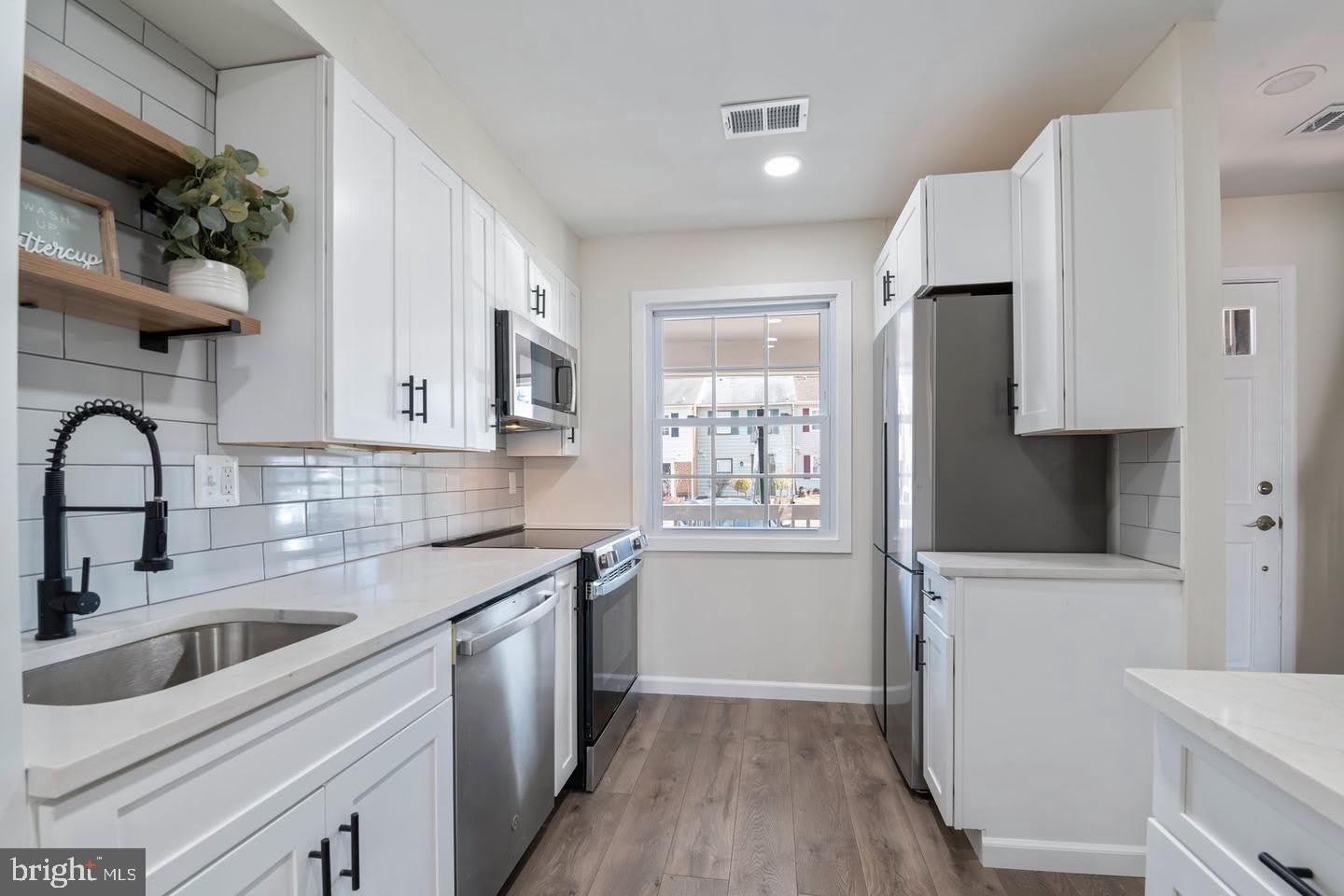 7616 SOMERSET Lane – photo 2