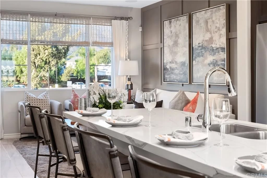 1204 Oliva Court – photo 2