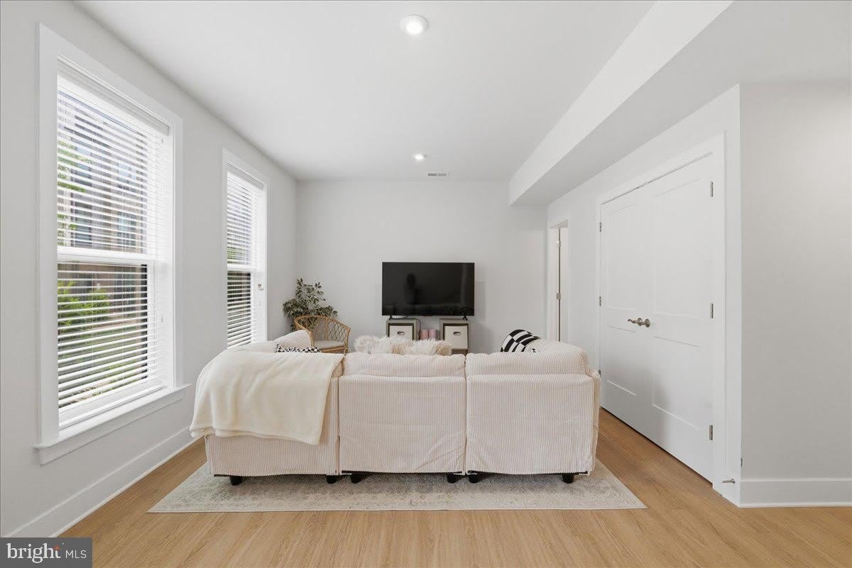 2315 Liberty Loop – photo 3