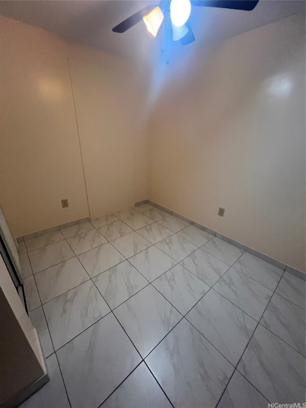 1239 Rycroft Street – photo 5