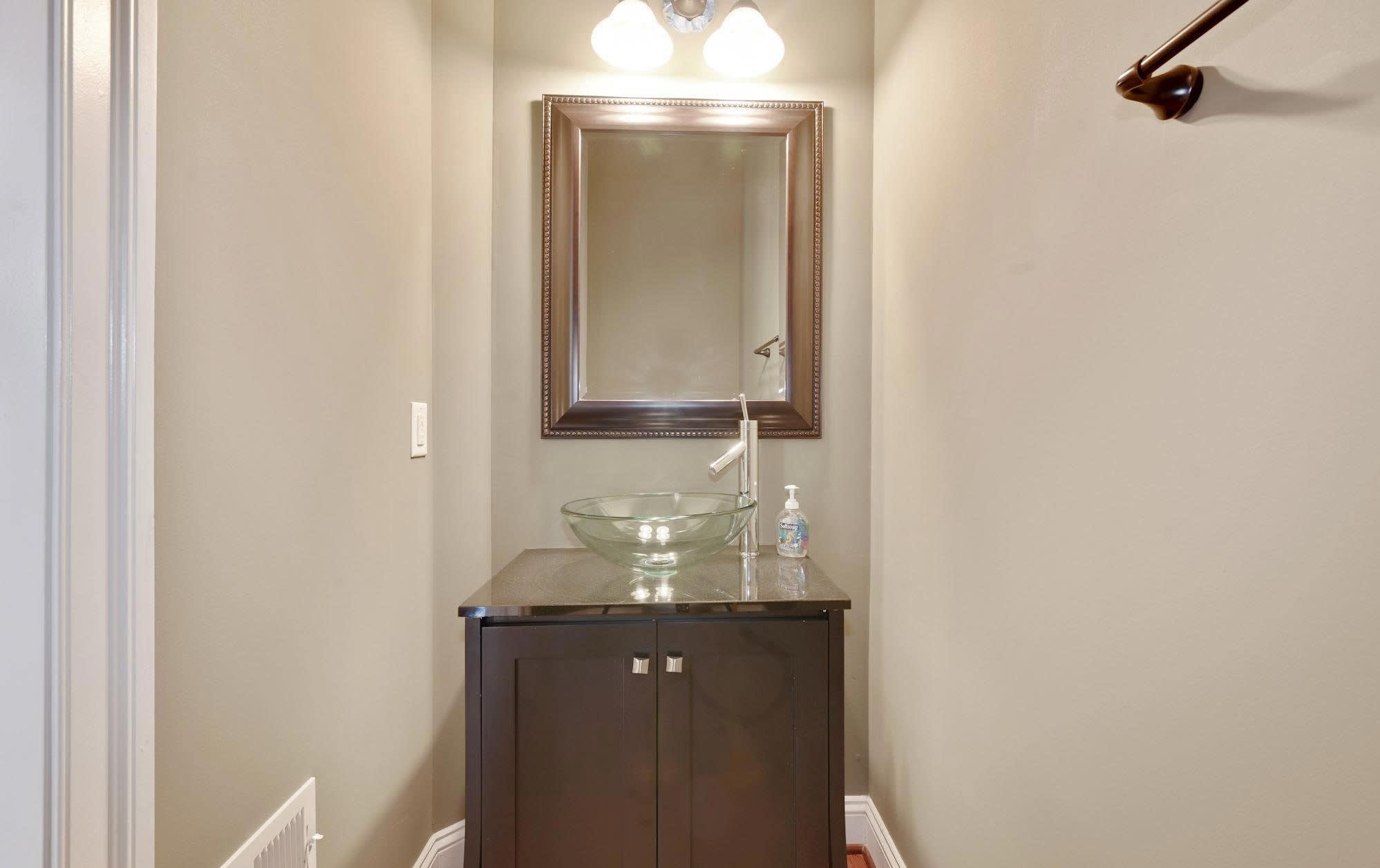 2415 Girard Pl Ne – photo 4