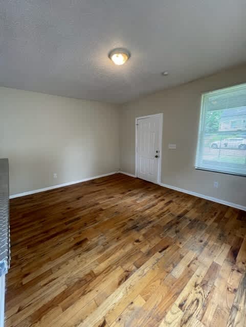 2005 East 5th Avenue – photo 3