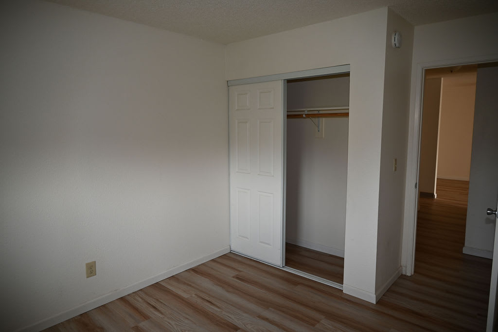 2301 Se Courtney Ave 9 – photo 4