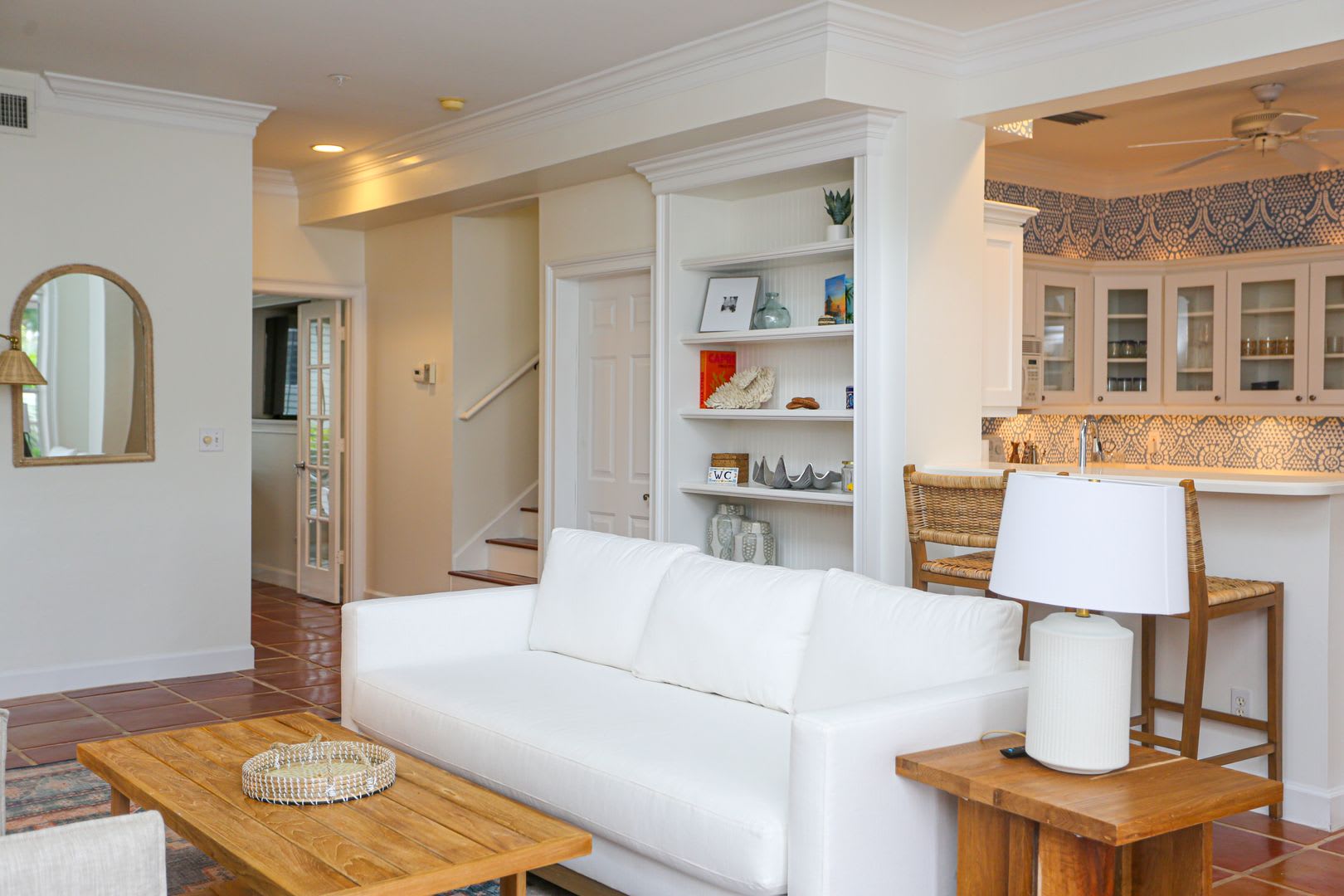 ***OLD NAPLES ***NEW PICTURES TO COME***FULLY FURNISHED RENTAL***WALK TO THE BEACH*** – photo 4