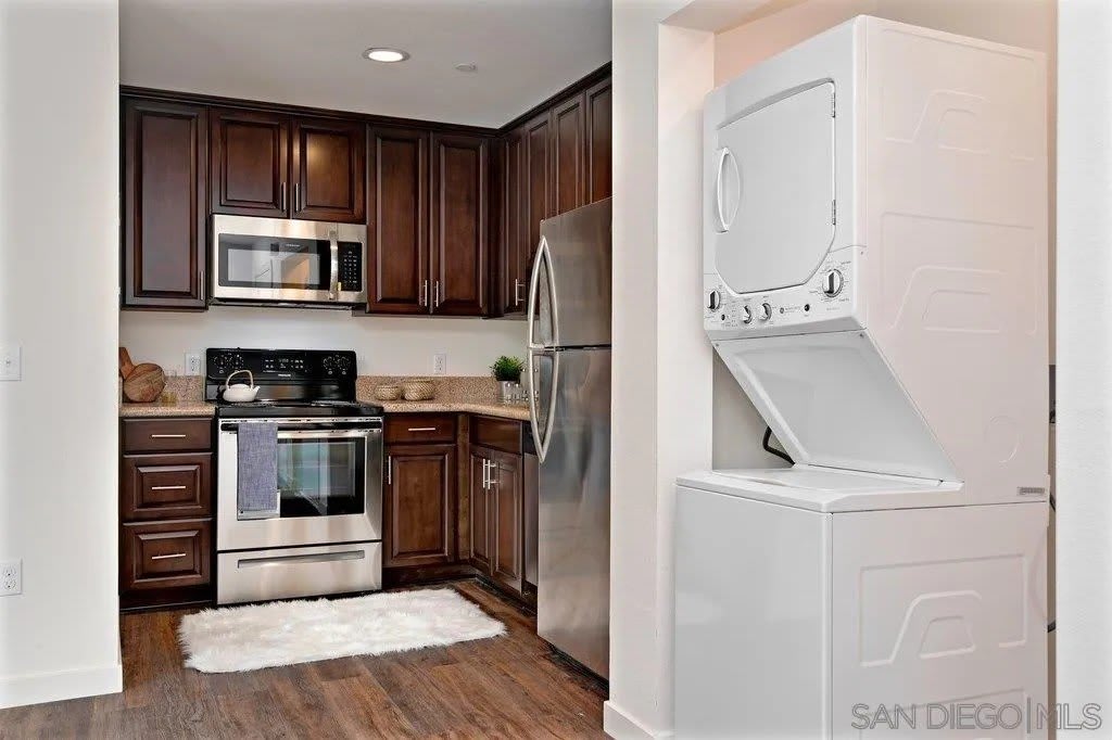 3580 4th Ave Unit C – photo 5