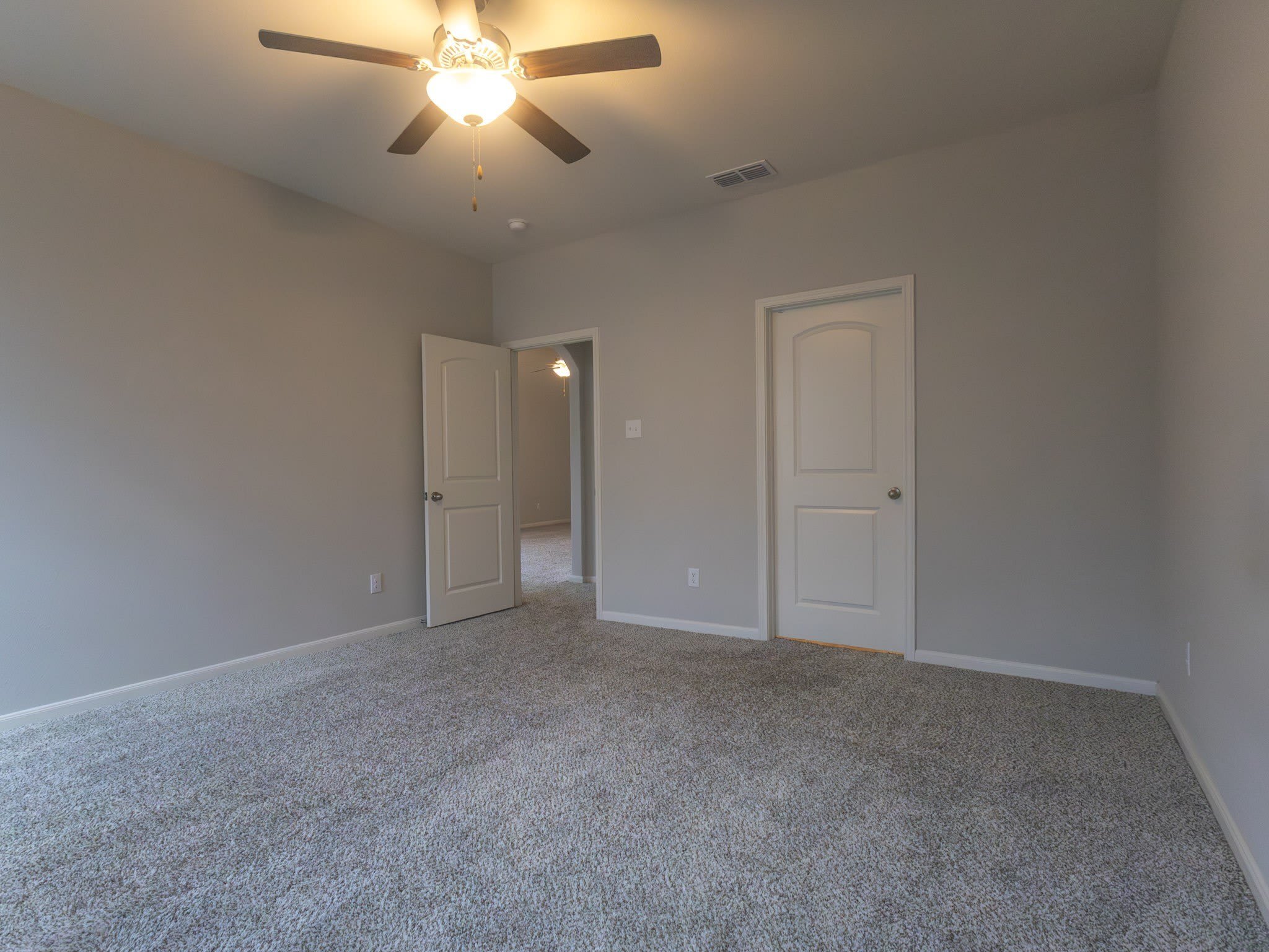 2100 Penaflor Drive – photo 4