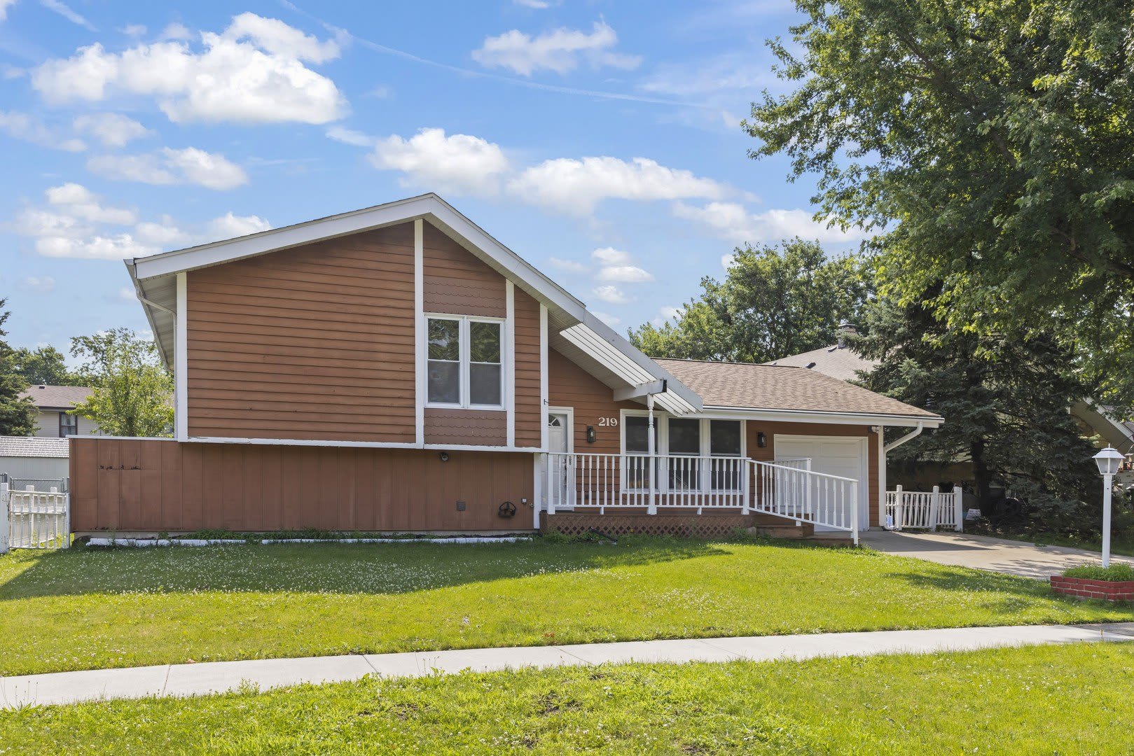219 Kedvale Court – photo 1