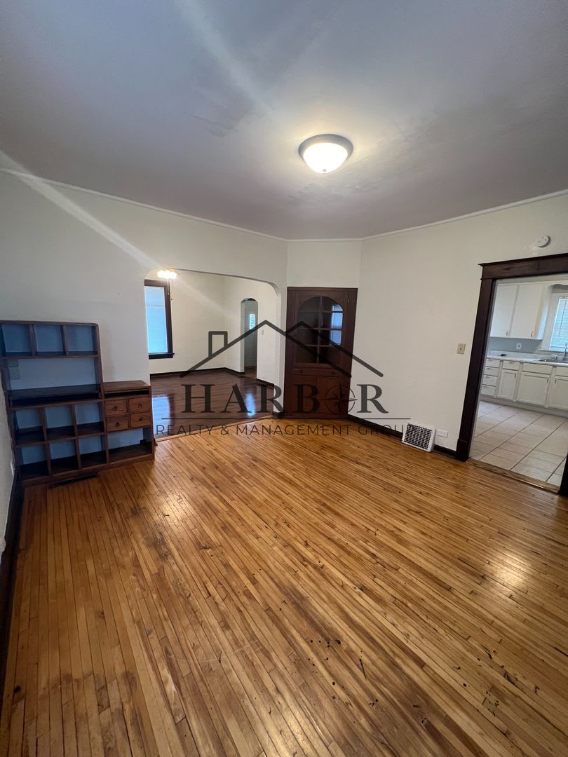 1005 1st Ave. SW – photo 5