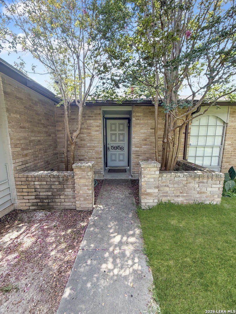 5958 HIDDEN DALE ST – photo 2