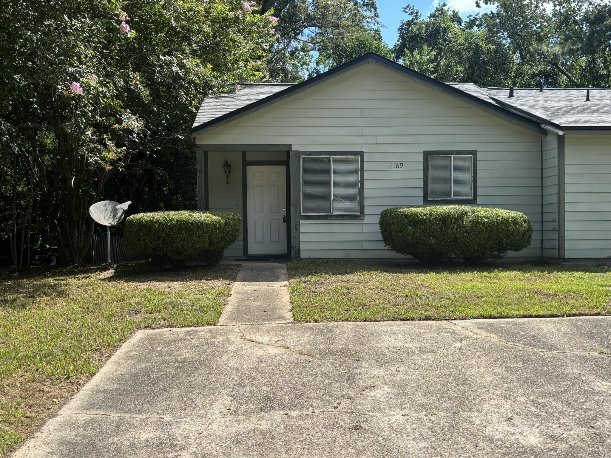 6169 Greenon Lane – photo 1