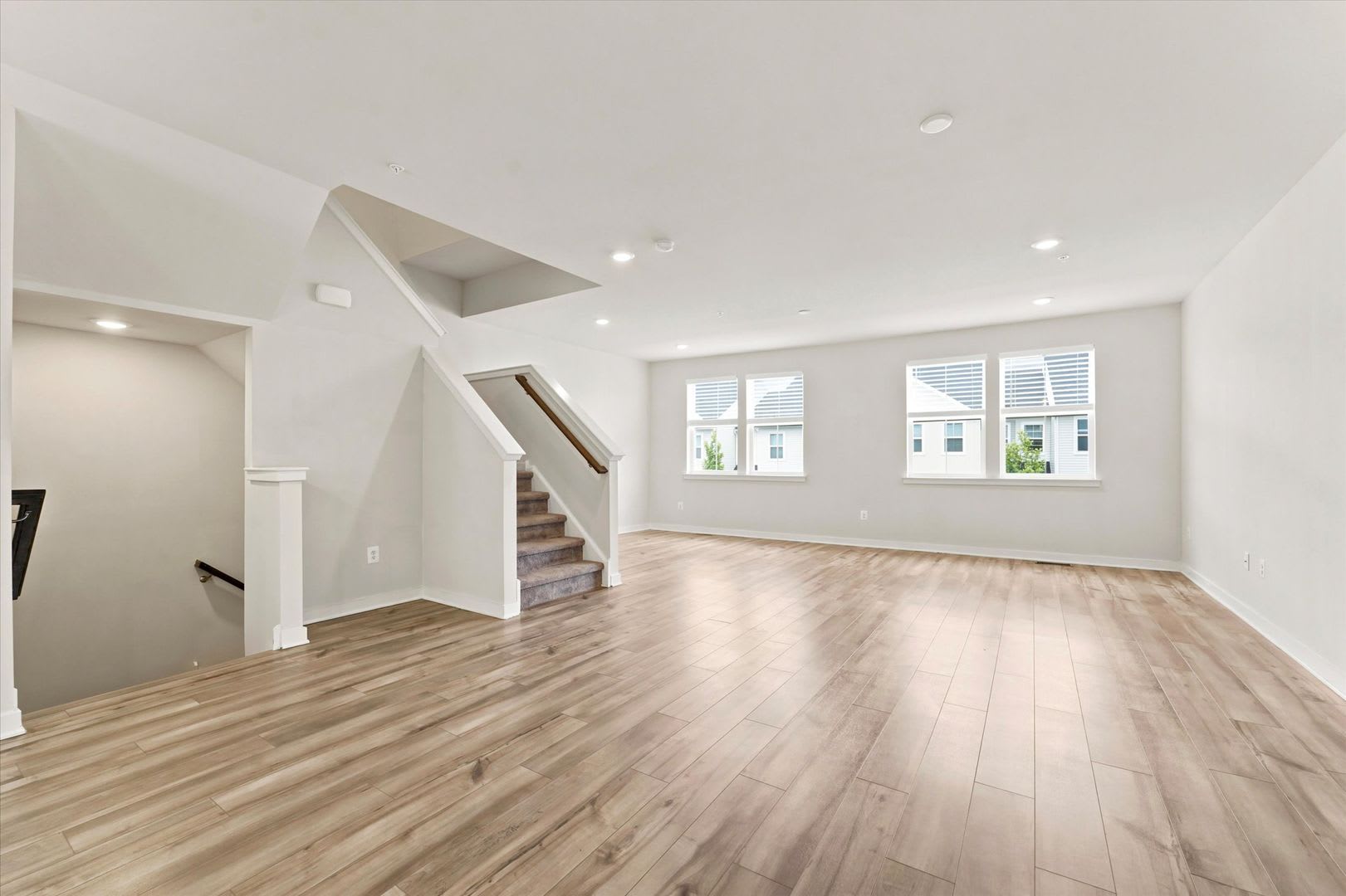 3 B/2.5B Townhome in Downingtown School District – photo 4