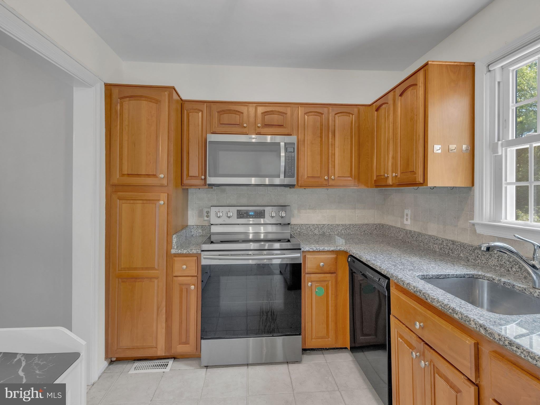 8247 Clifton Farm Court – photo 5
