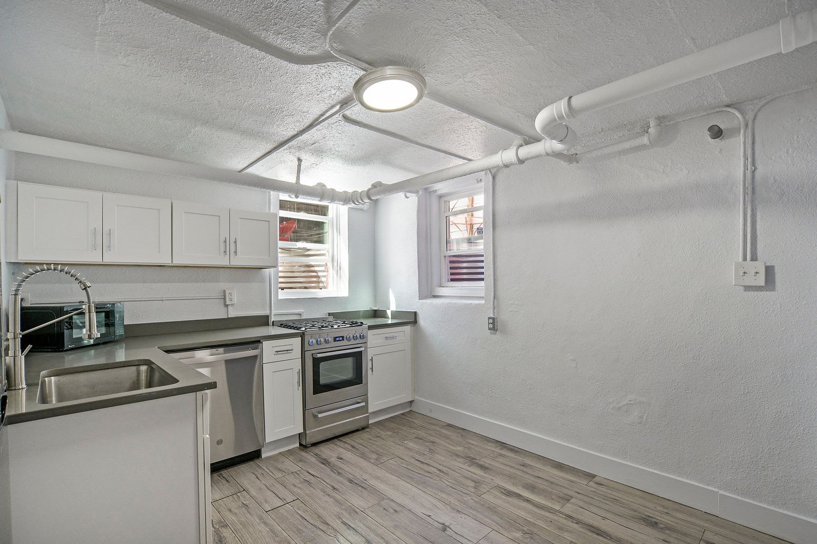 1159 Corona St. – photo 4