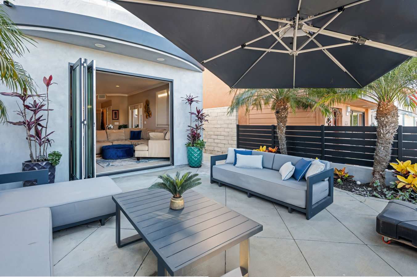 426 12th St – photo 1