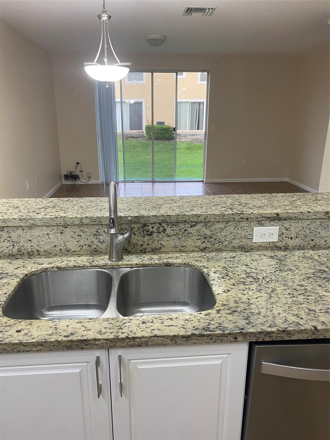 6300 Landings Way – photo 5