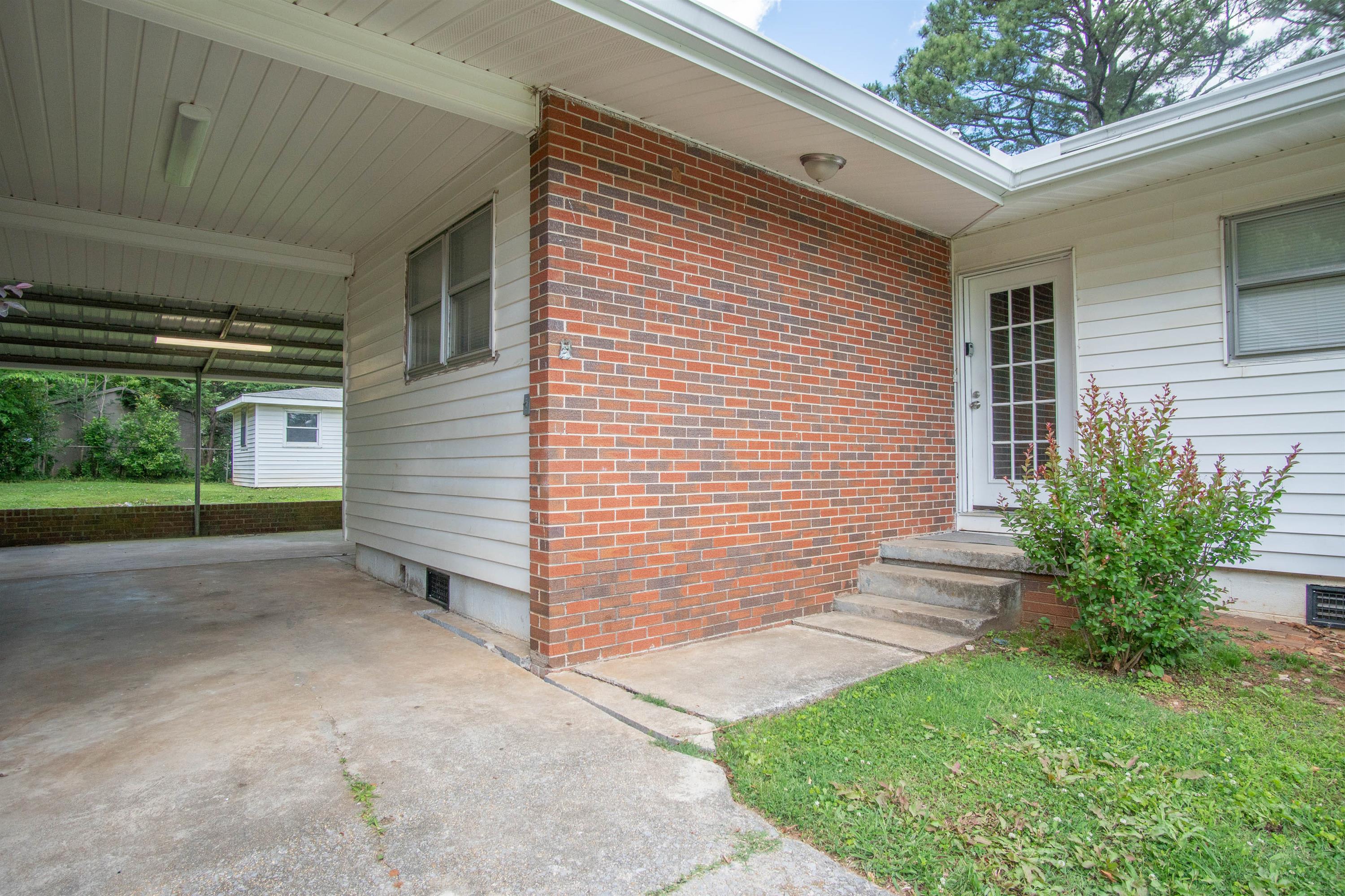 1005 Woodbine Road – photo 2