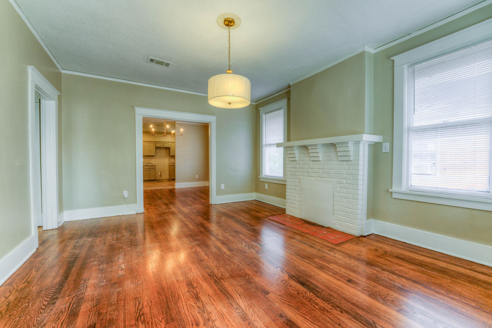 Beautifully Renovated 3Br 2Ba With Open Floor Plan Granite Counters Central Hvac – photo 4
