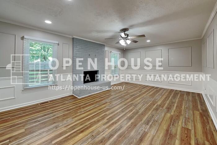 6839 Woodcreek Lane – photo 3
