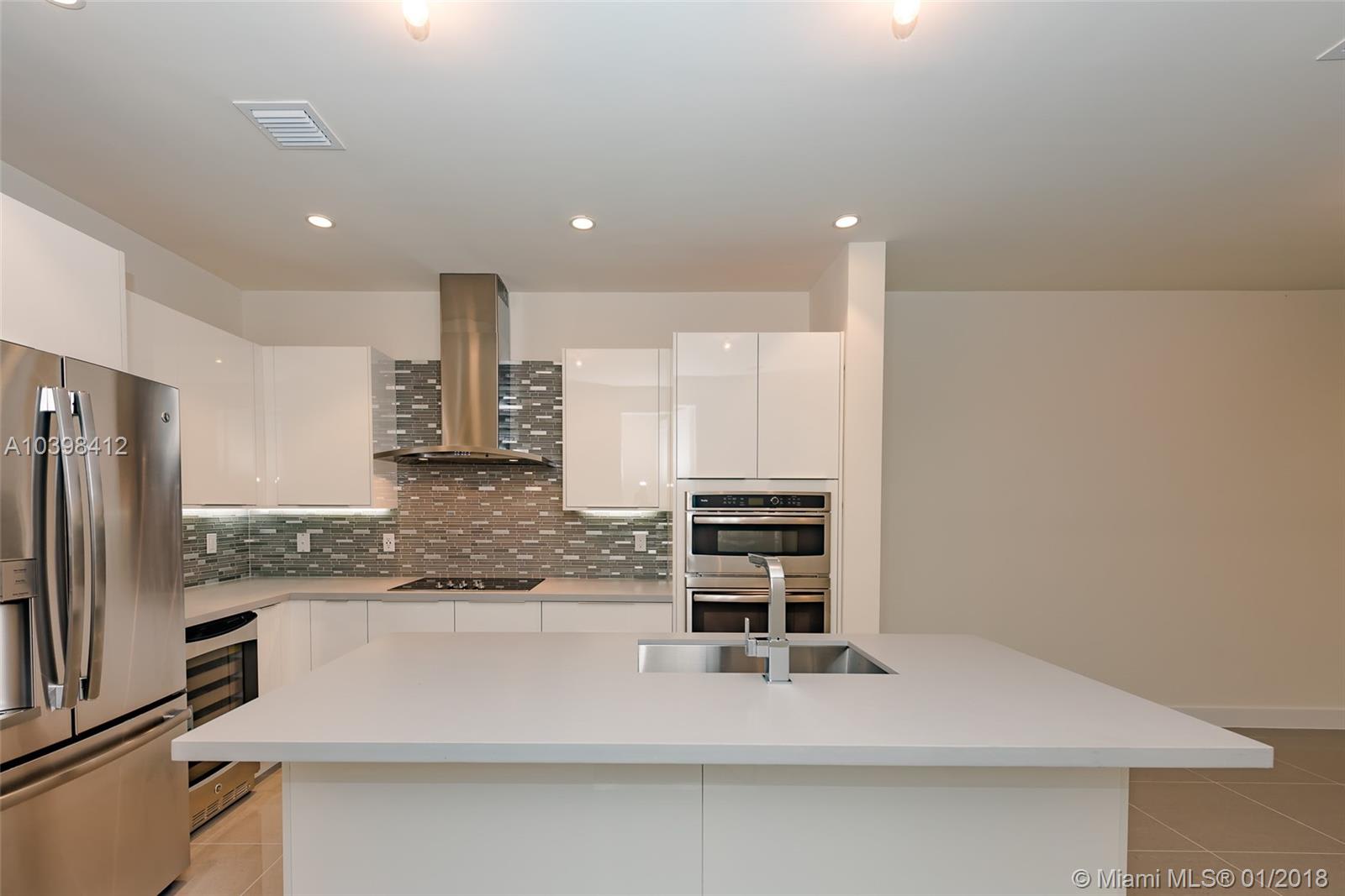 10220 Nw 63rd Terrace – photo 3