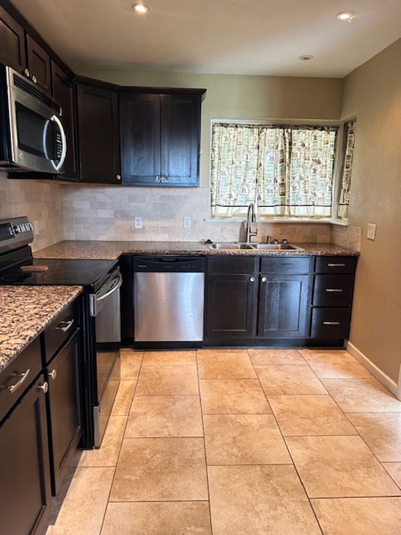 Harwood Floors – photo 4