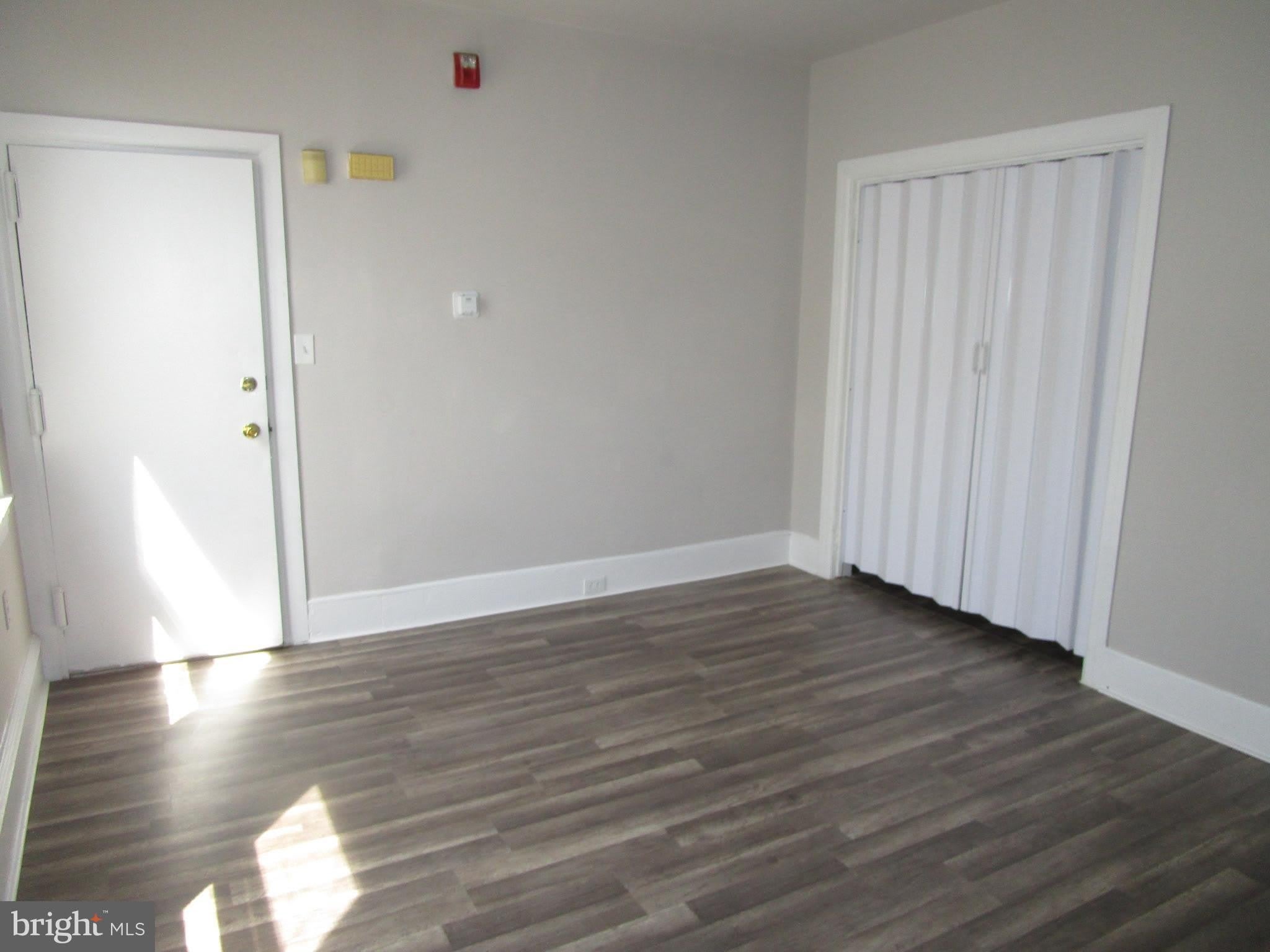 5358 WOODLAND Avenue – photo 3