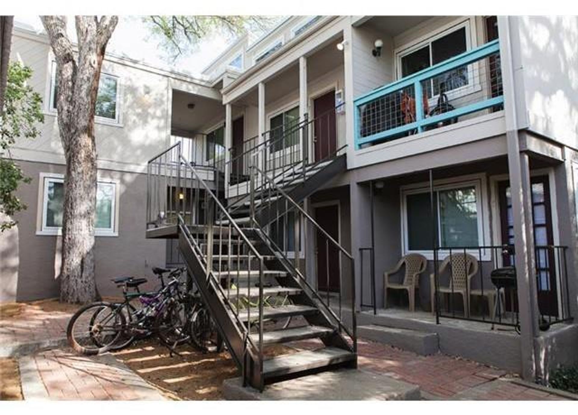 1106 W 22Nd 3 – photo 2