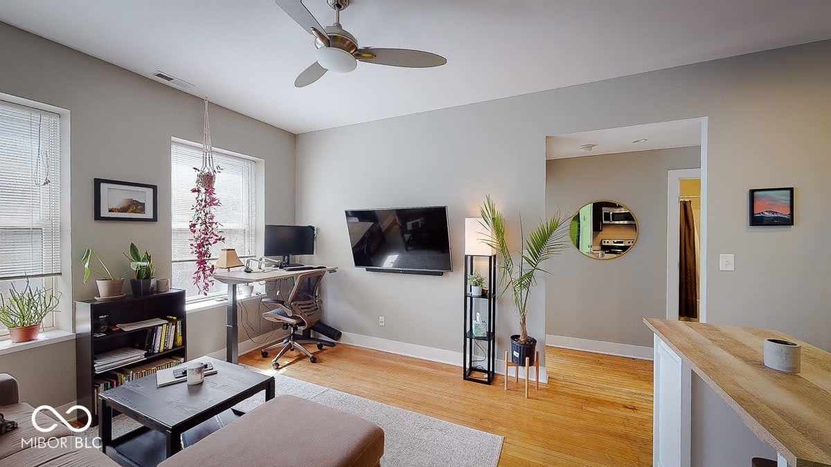 312 E 13th Street – photo 4