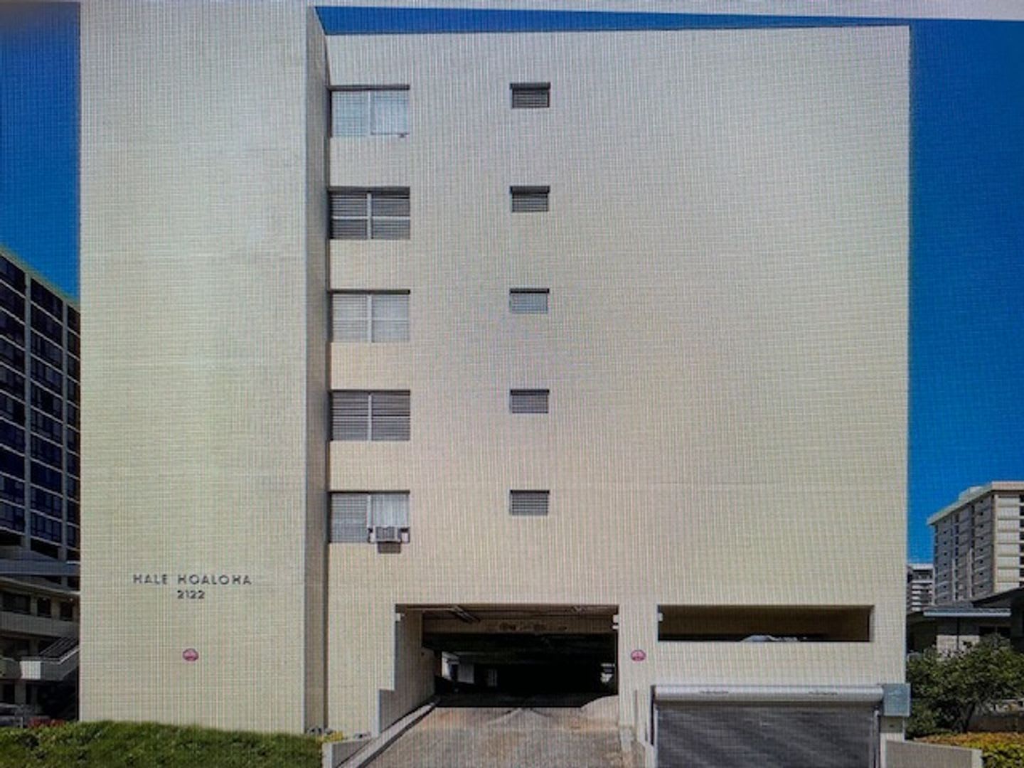 FULLY RENOVATED 1 BEDROOM 1 BATH, MUST SEE!!! – photo 2