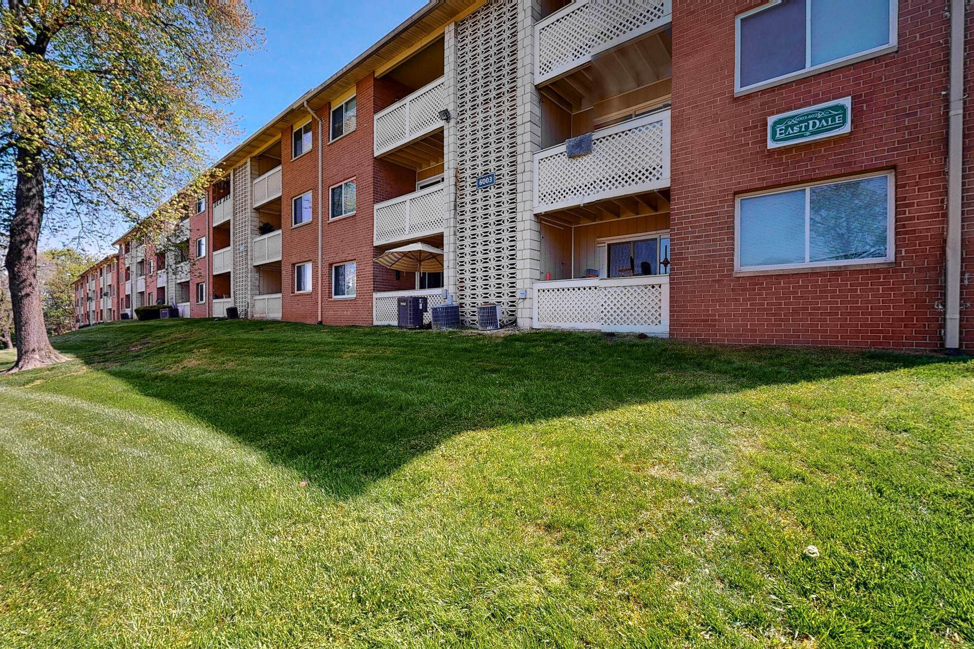 Eastdale Apartments – photo 1