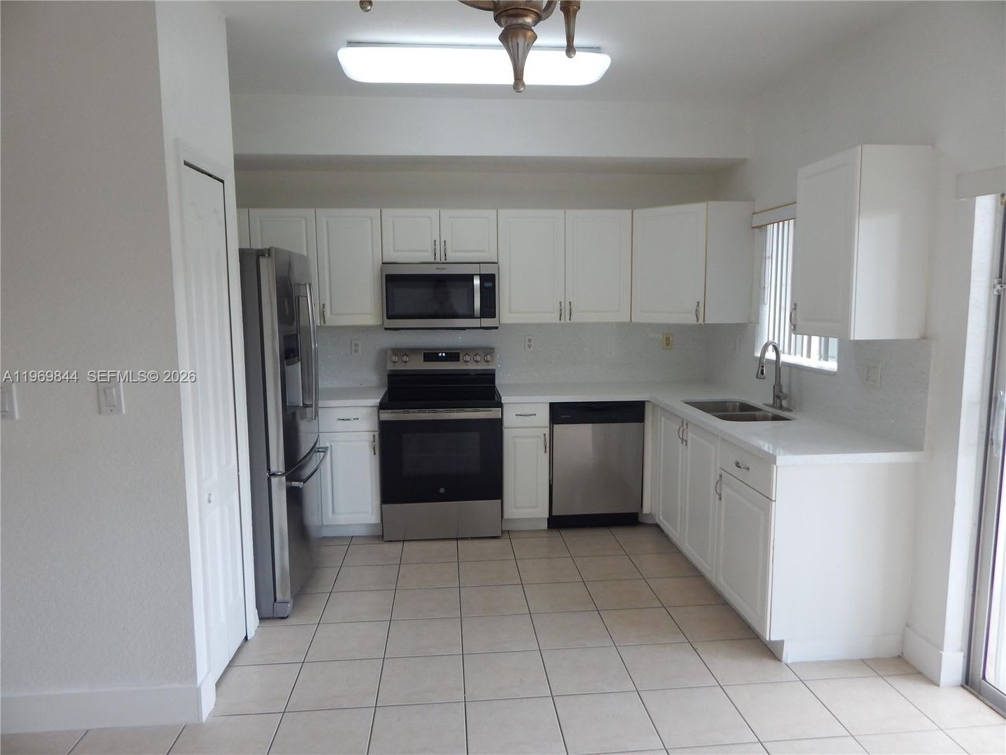 8986 W Flagler Street 9, Miami, FL 33174 – photo 3