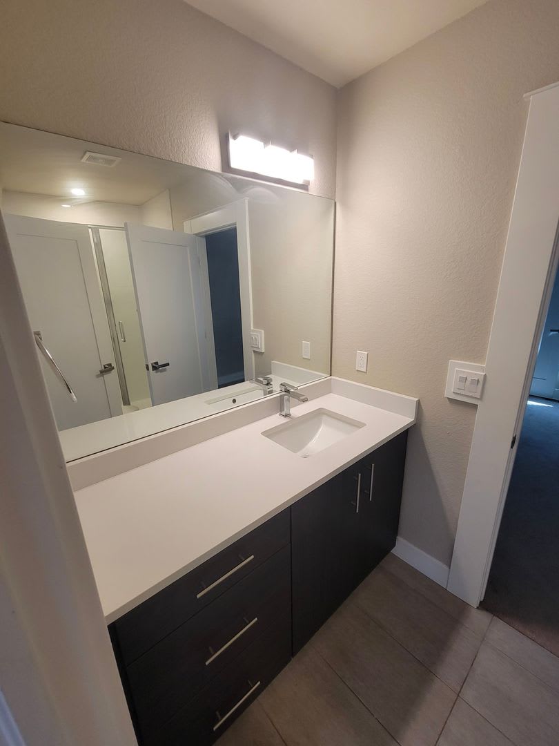 Gorgeous townhome – photo 5