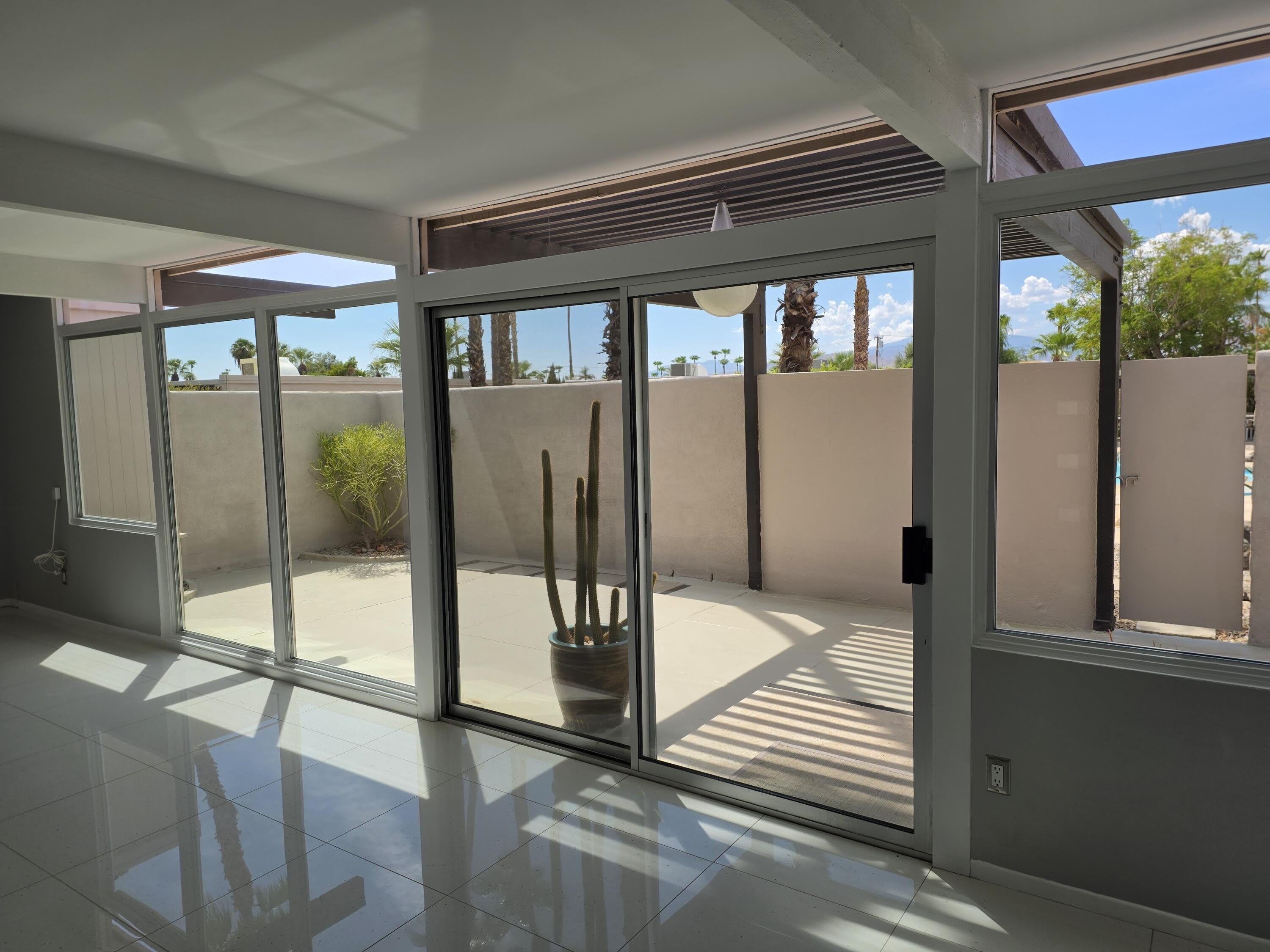 723 E Louise Drive – photo 5