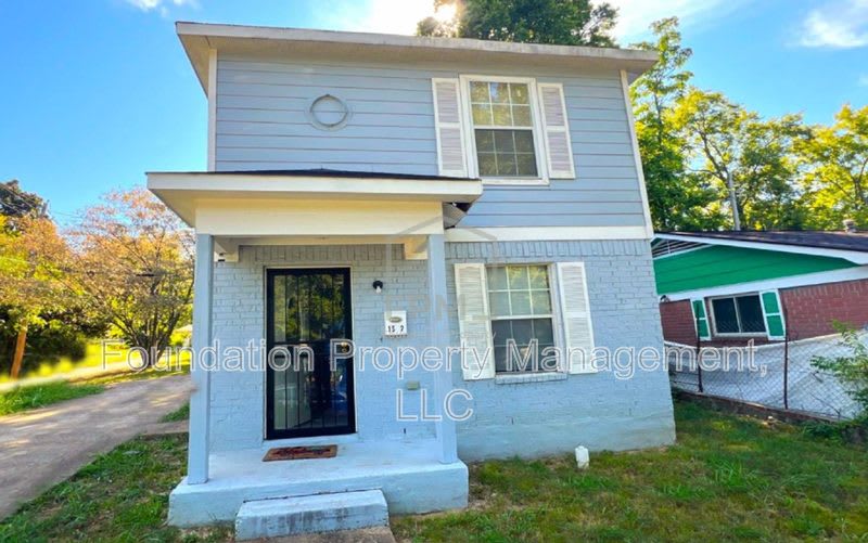 1532 Miller Street – photo 1