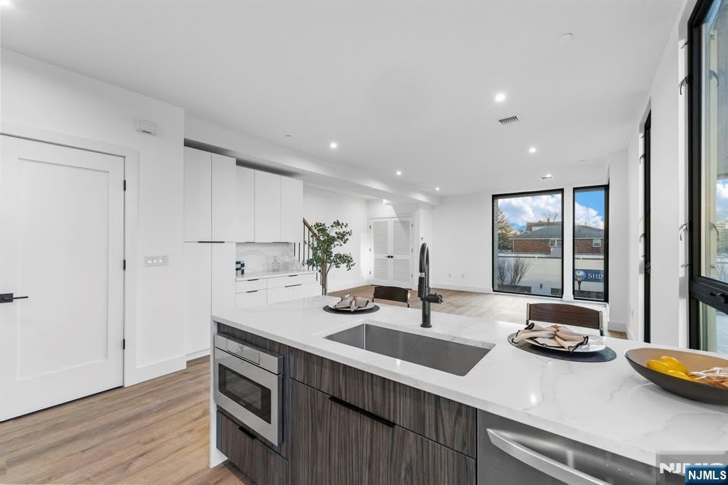 223 Main Street – photo 5