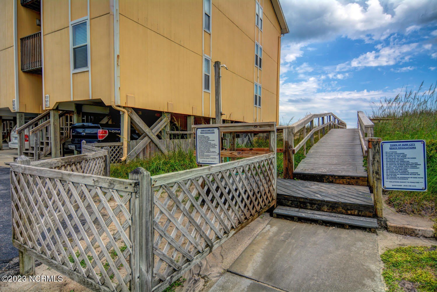 918 N New River Drive – photo 1