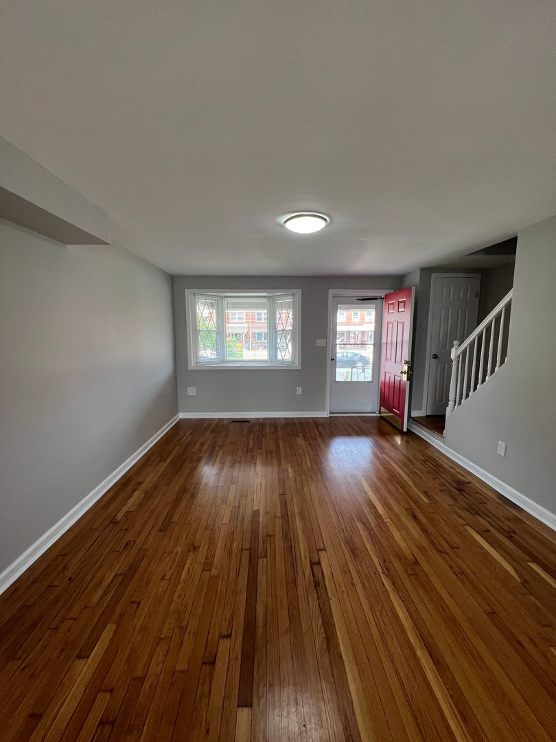 Gorgeous 3 Bedroom Home in Dundalk – photo 3
