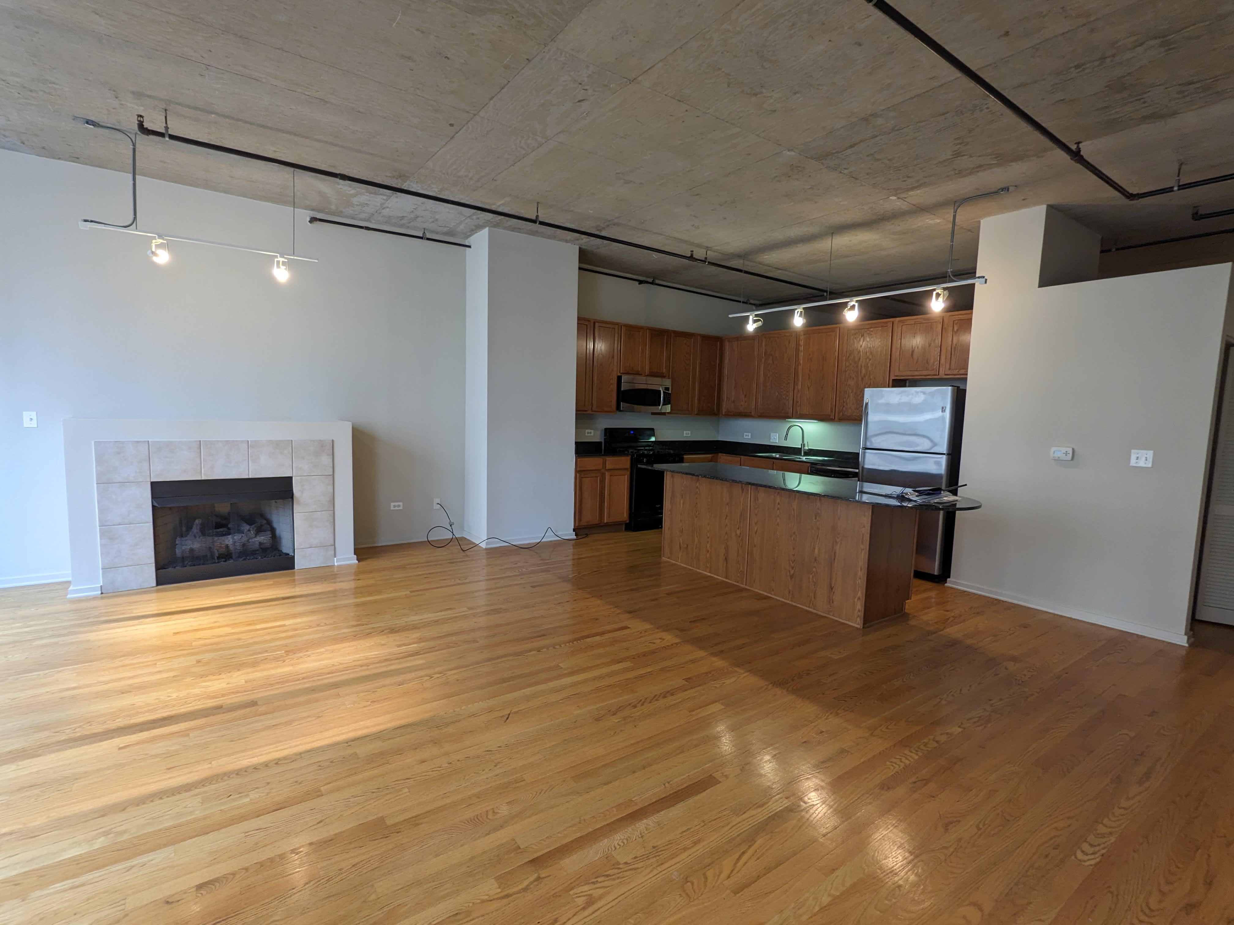 520 S State St Apt 506 – photo 2