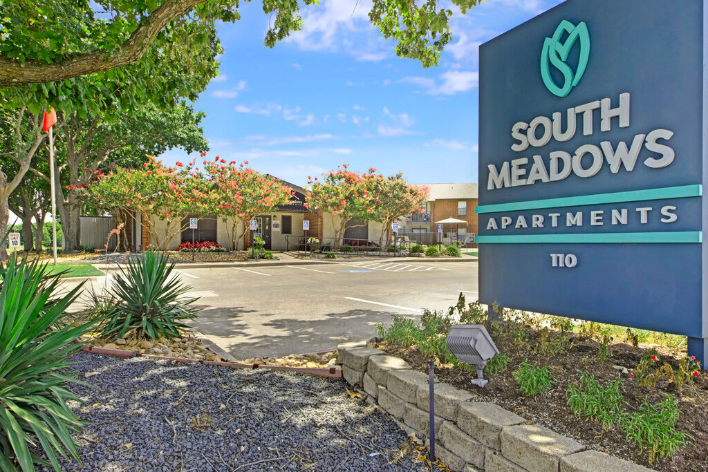 South Meadows Apartments – photo 2