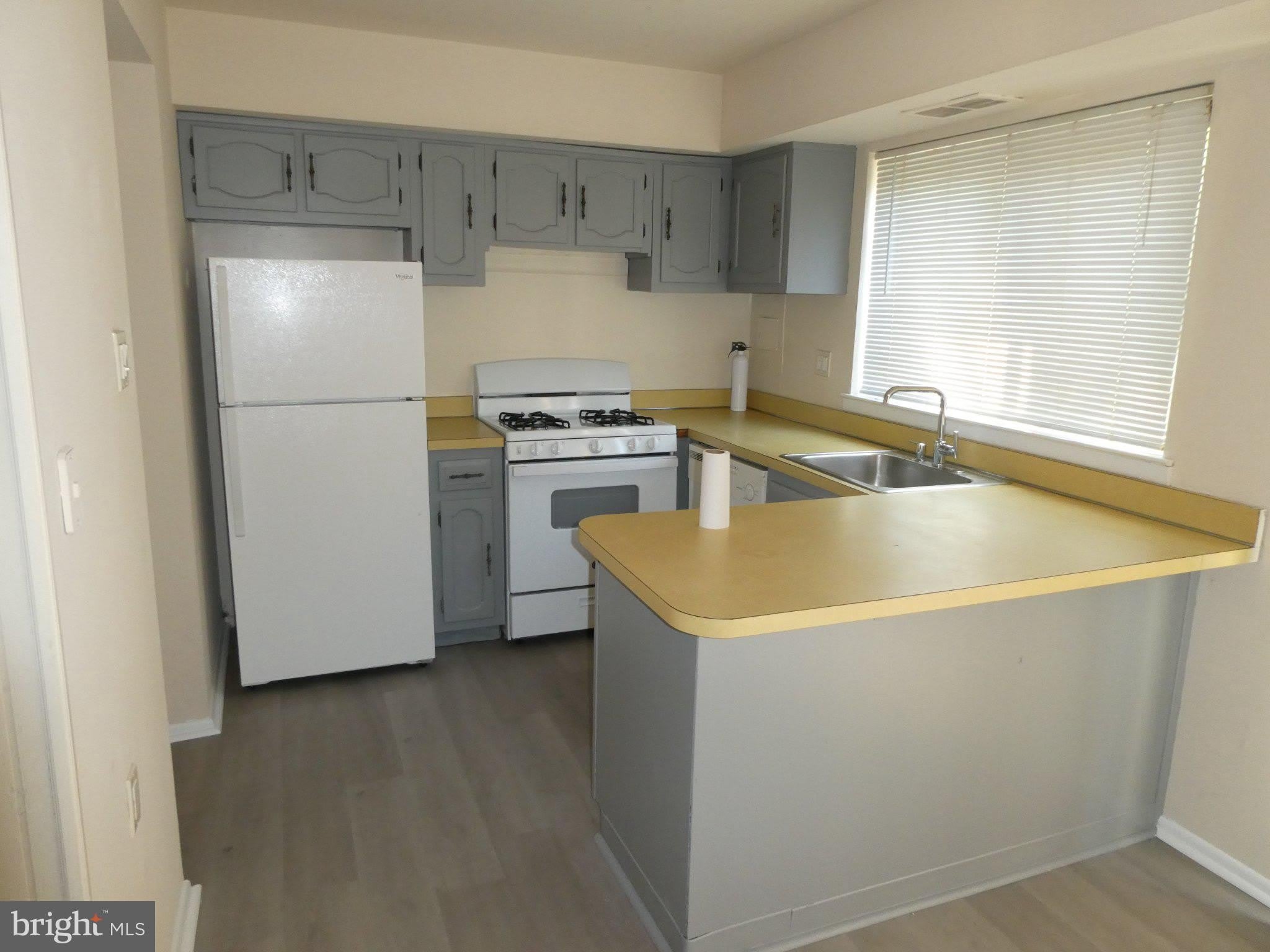 83 CHELSEA Circle – photo 2
