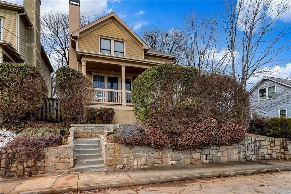 345 Chastain Street SE – photo 1