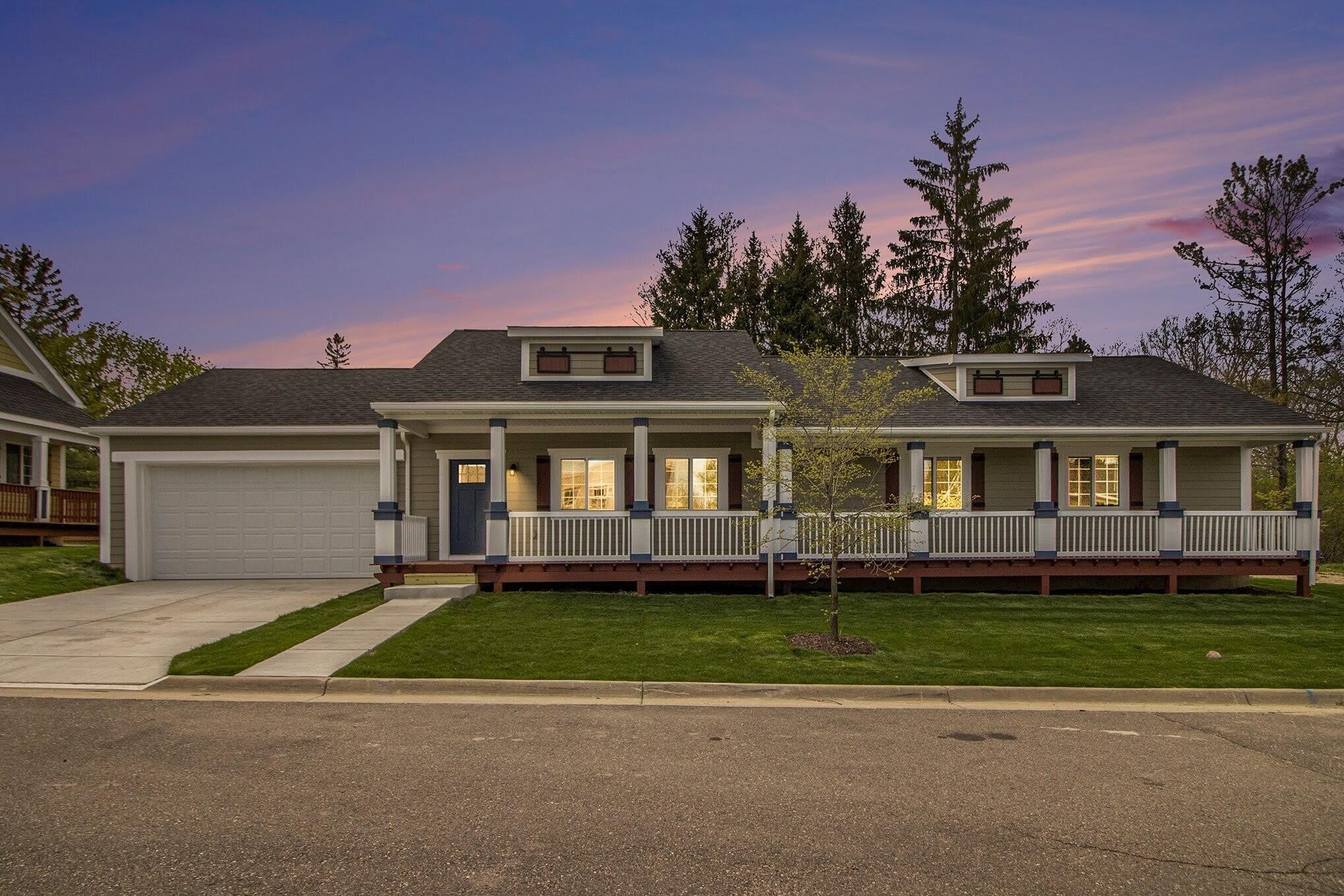6 Maple Village Court – photo 2