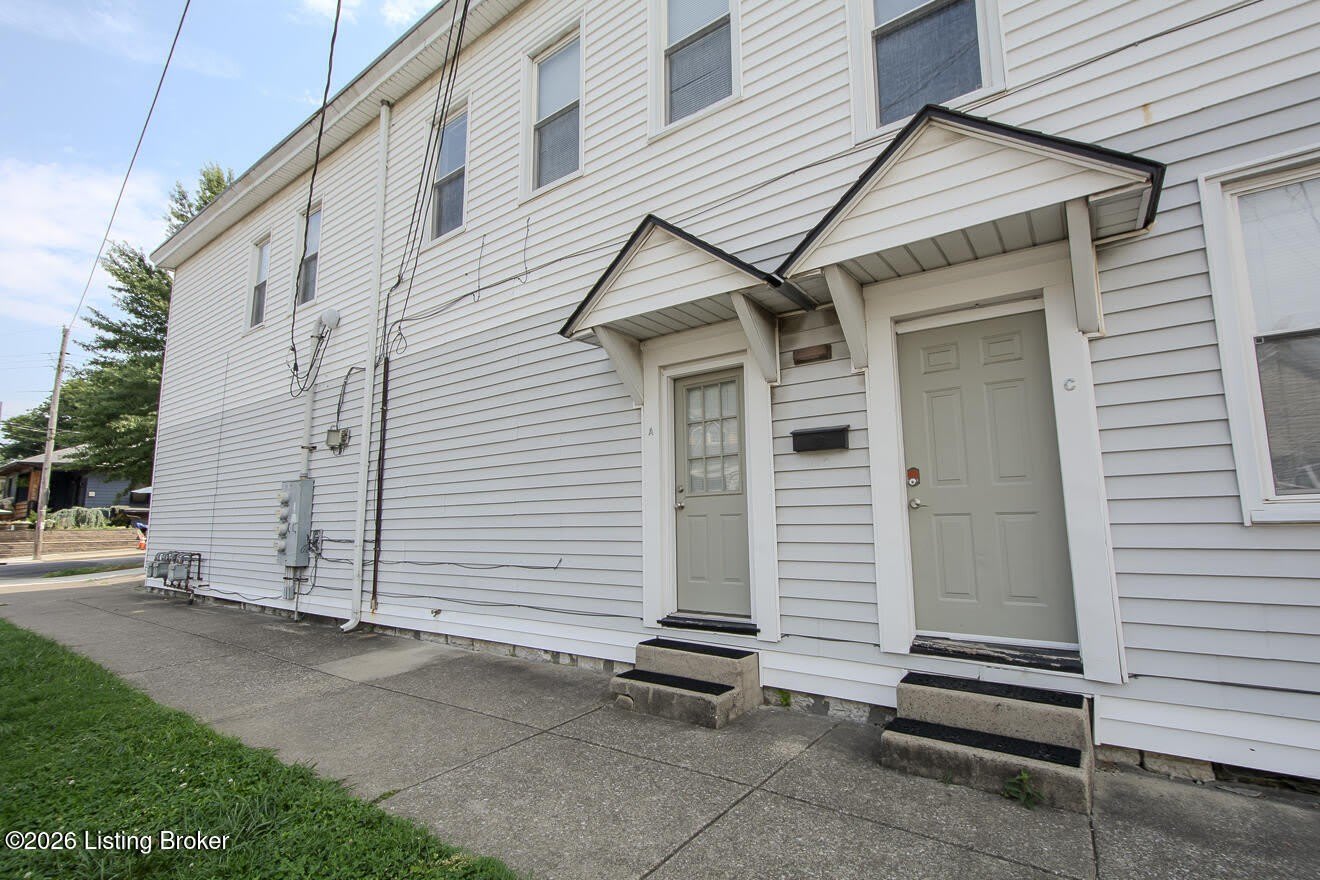 1000 E Caldwell St – photo 4
