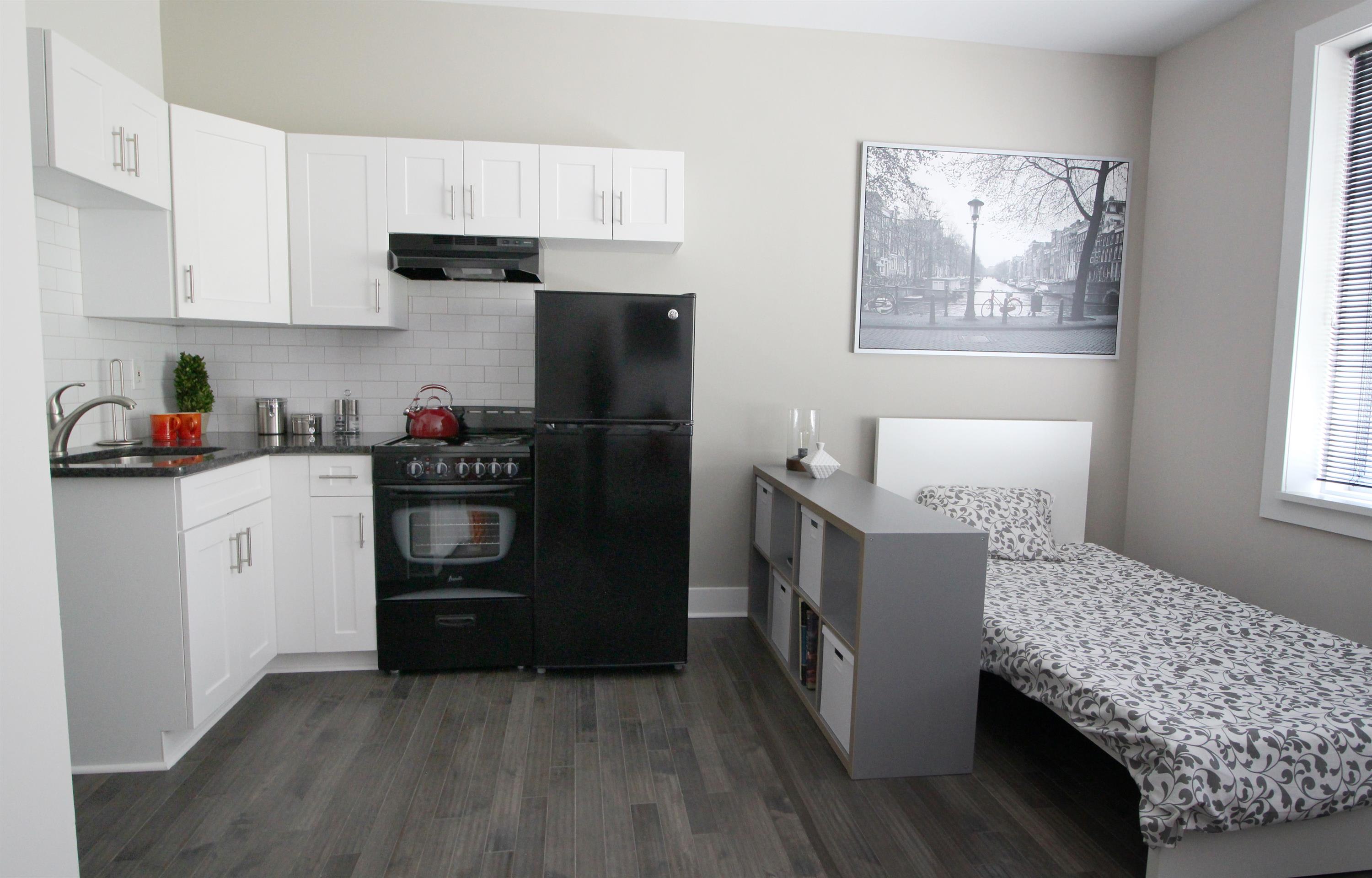 234 236 E State Stunit 2 – photo 2