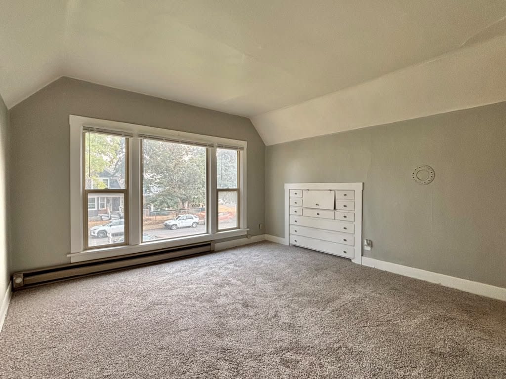 1122 West Augusta Avenue – photo 2
