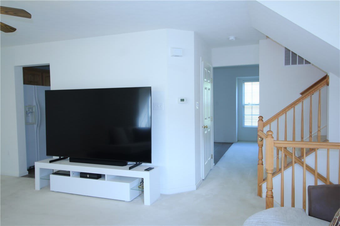 1305 Michael Drive – photo 5