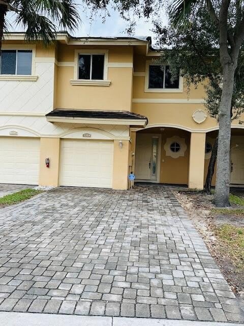 4390 Berkshire Wharf Drive – photo 3