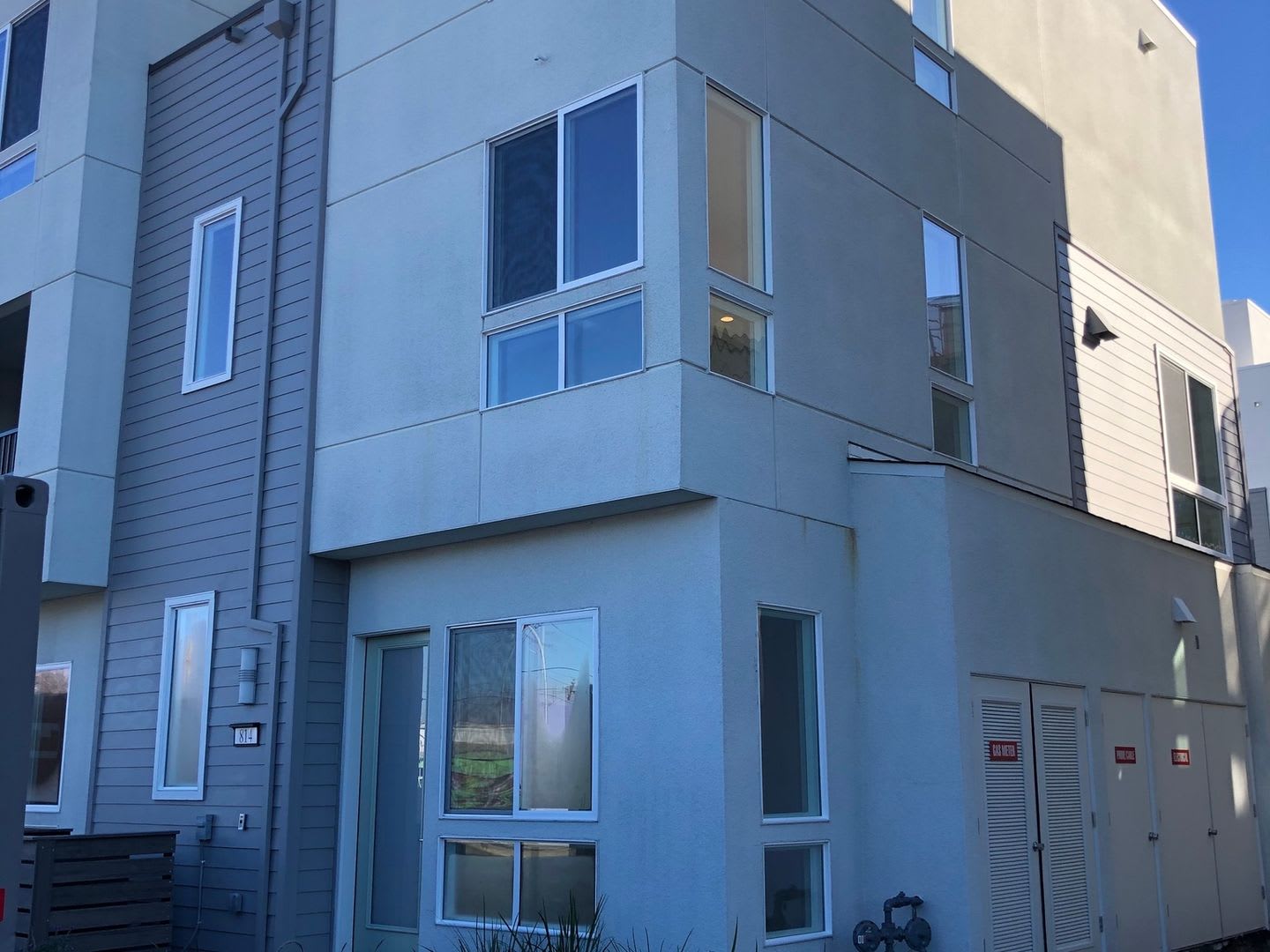 2 Bedroom Condo in Richmond's Recreational Hub – photo 2