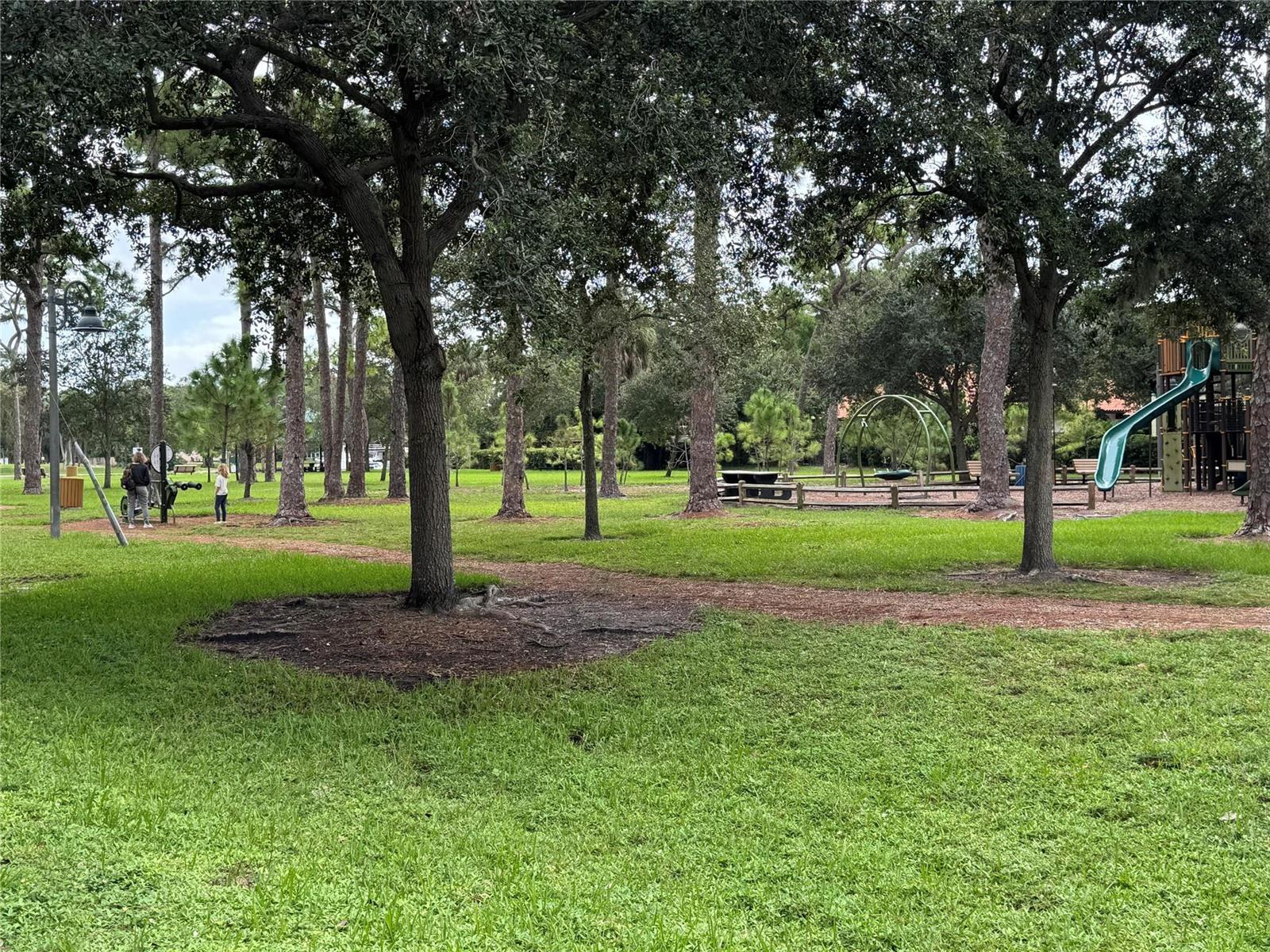 913 Sw 15th Terrace – photo 3