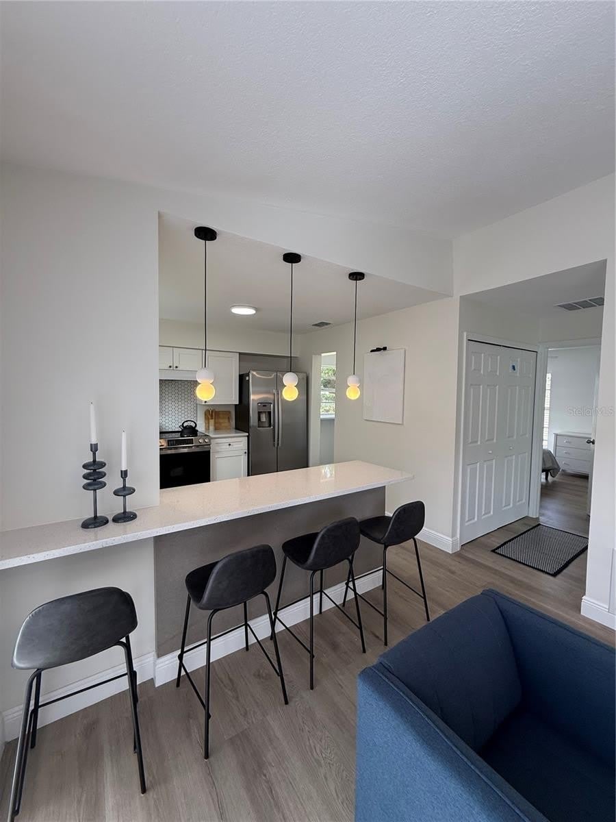2414 CENTER Avenue – photo 3