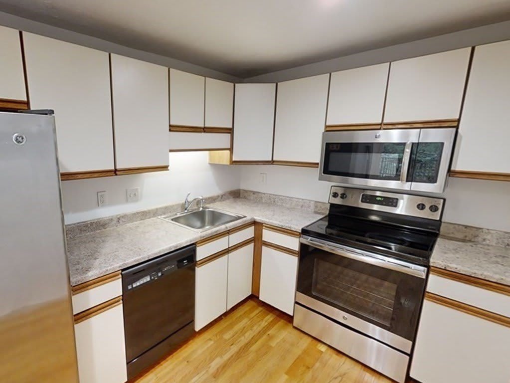 189 Littleton Rd – photo 2